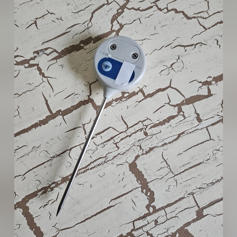 3/$15 Food/Liquid/Cooking Digital Thermometer - Picture 2 of 3